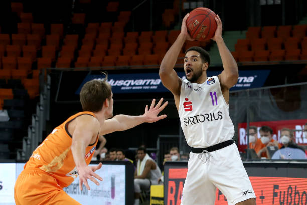 后赛对阵容 后赛对阵容